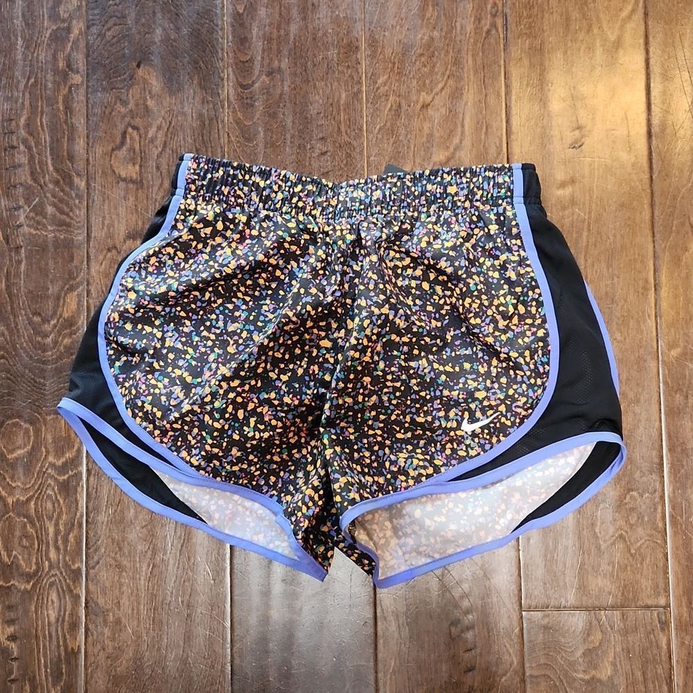 NWT NIKE Tempo Running Shorts, Size S